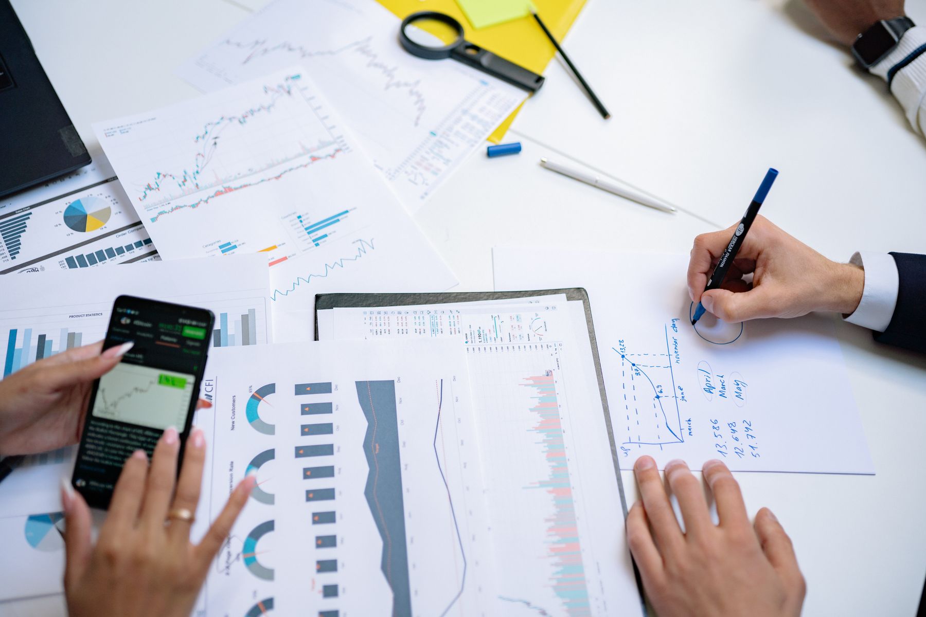 Situation professionnelle illustrant comptabilité des professions libérales